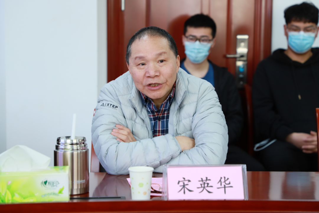 春回大地 情暖助學(xué) | 鼎業(yè)環(huán)保與武漢理工大學(xué)安全科學(xué)與應(yīng)急管理學(xué)院舉行獎(jiǎng)、助學(xué)（教）金捐贈(zèng)儀式